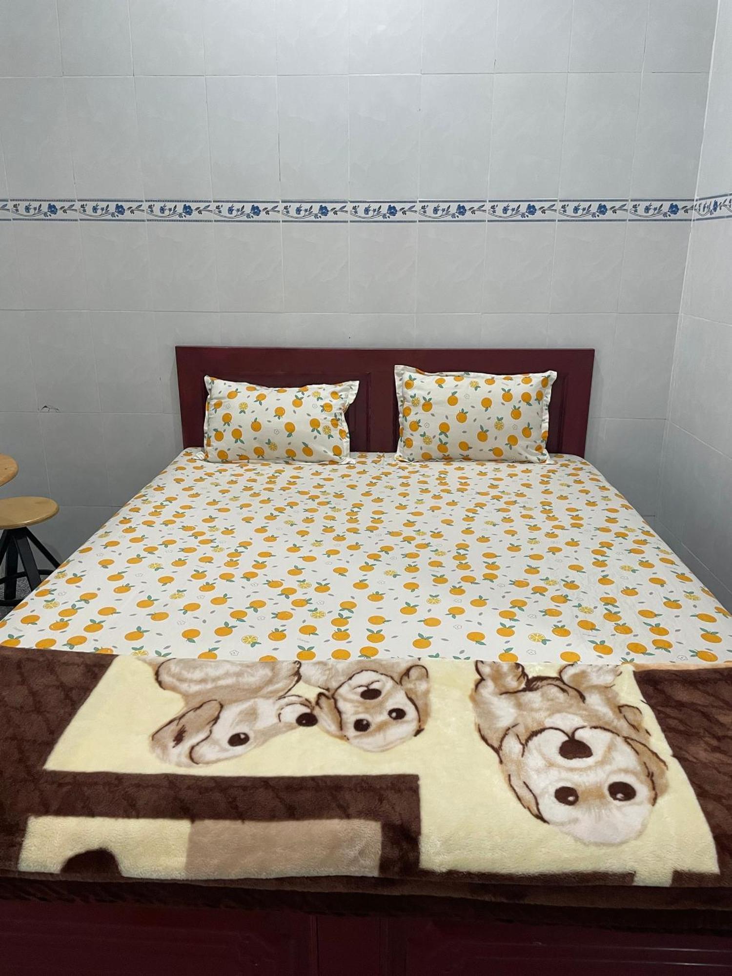 Hotel Nhà Nghỉ TáN PháT Ap Thanh Son Esterno foto
